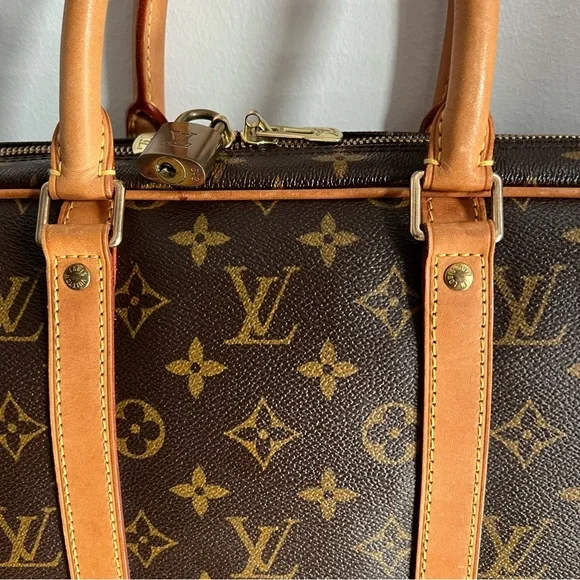 Louis Vuitton Porte document voyage pm